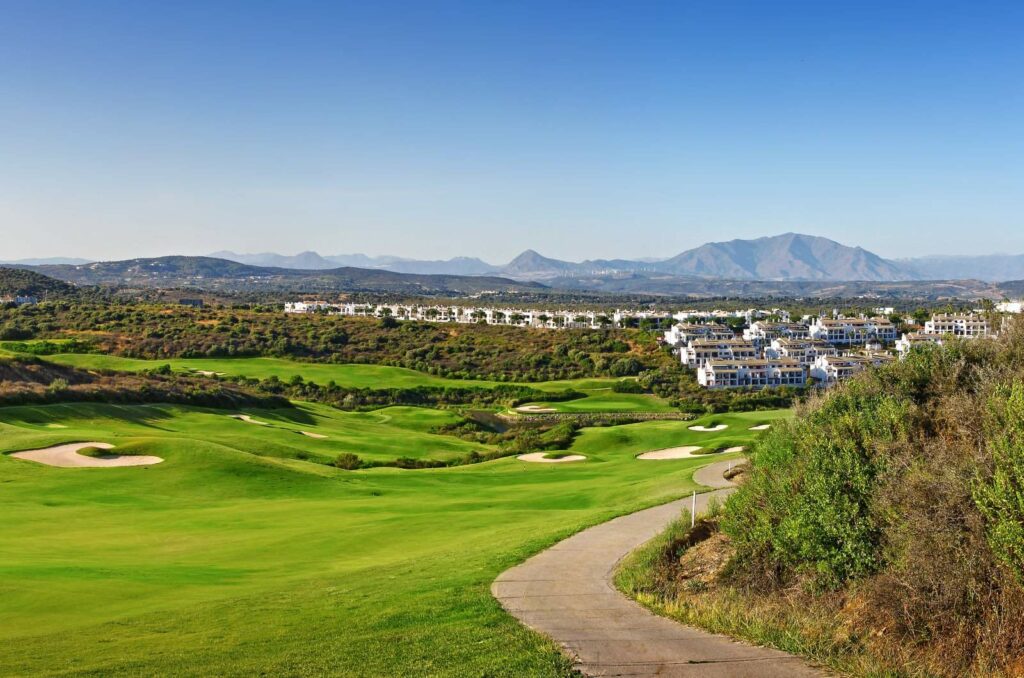 https://golftravelpeople.com/wp-content/uploads/2019/04/Alcaidesa-la-Hacienda-Heathland-7-1024x678.jpg