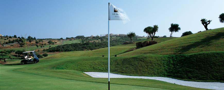https://golftravelpeople.com/wp-content/uploads/2019/04/Almenara-Golf-Club-191.jpg