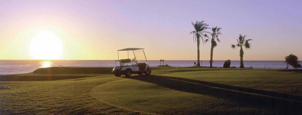 https://golftravelpeople.com/wp-content/uploads/2019/04/Amarilla-Golf-Tenerife-10-3-1024x392.jpg