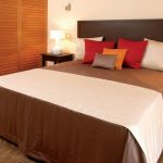 https://golftravelpeople.com/wp-content/uploads/2019/04/Amendoeira-Resort-1-bedroom-apartment-150x150.jpg