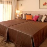 https://golftravelpeople.com/wp-content/uploads/2019/04/Amendoeira-Resort-2-bedroom-apartment-3-150x150.jpg