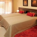https://golftravelpeople.com/wp-content/uploads/2019/04/Amendoeira-Resort-3-bedroom-villa-7-150x150.jpg