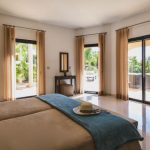 https://golftravelpeople.com/wp-content/uploads/2019/04/Amendoeira-Resort-4-bedroom-superior-villa-2-150x150.jpg