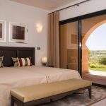 https://golftravelpeople.com/wp-content/uploads/2019/04/Amendoeira-Resort-5-bedroom-superior-villa-2-150x150.jpg