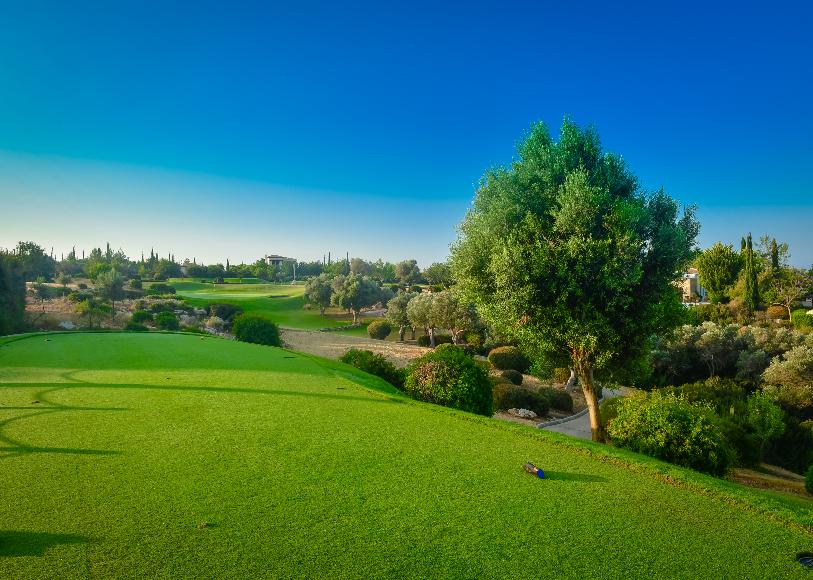 https://golftravelpeople.com/wp-content/uploads/2019/04/Aphrodite-Hills-PGA-National-Cyprus-Golf-Club-18.jpg