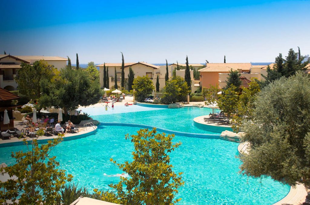 https://golftravelpeople.com/wp-content/uploads/2019/04/Aphrodite-Hills-Resort-Cyprus-2-1024x677.jpg