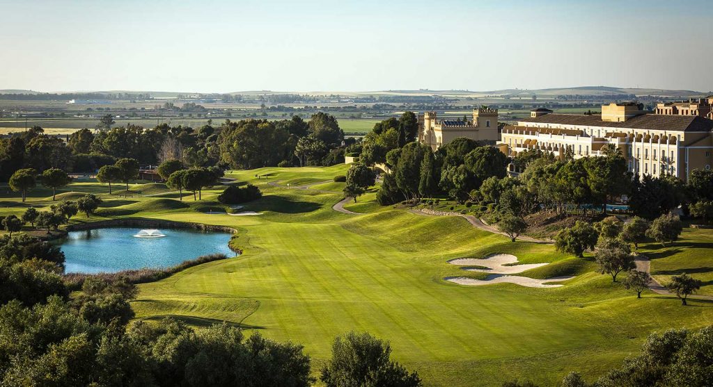 https://golftravelpeople.com/wp-content/uploads/2019/04/Barcelo-Montecastillo-Golf-Hotel-1024x557.jpg