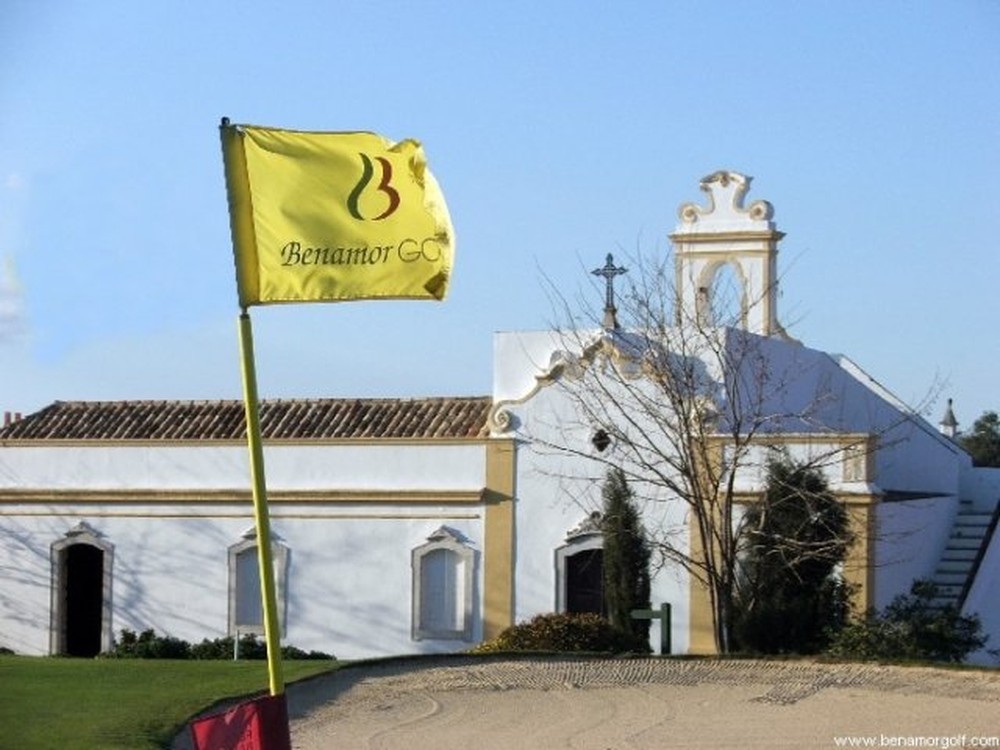 https://golftravelpeople.com/wp-content/uploads/2019/04/Benamor-Golf-Club-Algarve-2.jpg