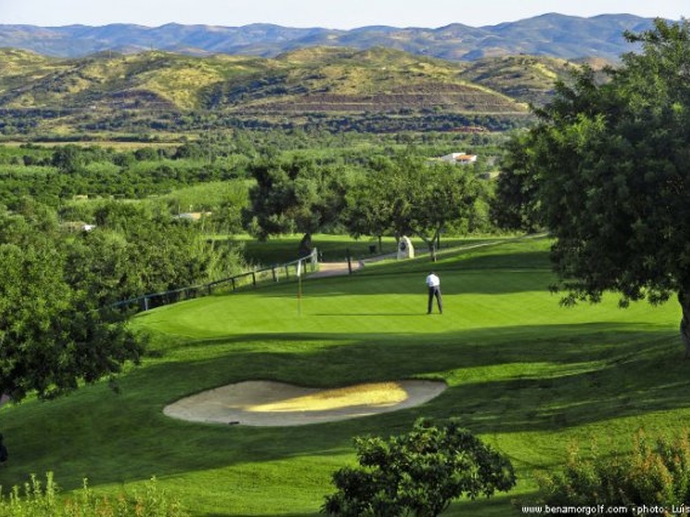 https://golftravelpeople.com/wp-content/uploads/2019/04/Benamor-Golf-Club-Algarve-6.jpg