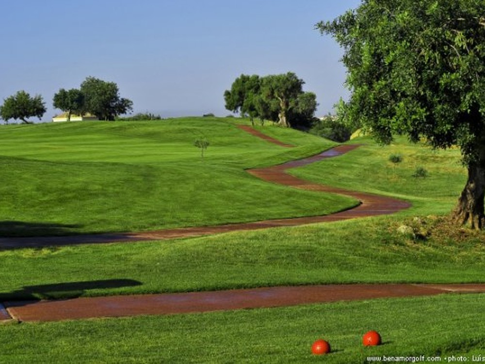 https://golftravelpeople.com/wp-content/uploads/2019/04/Benamor-Golf-Club-Algarve-8.jpg