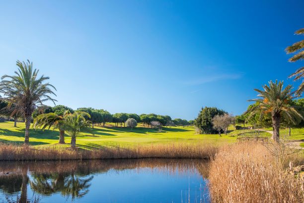 https://golftravelpeople.com/wp-content/uploads/2019/04/Boavista-Golf-Club-Lagos-Algarve-Portugal-9.jpg