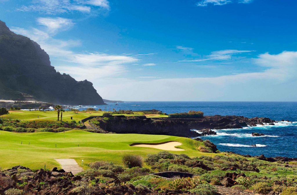 https://golftravelpeople.com/wp-content/uploads/2019/04/Buenavista-Golf-Club-Tenerife-Hole15-1024x675.jpg