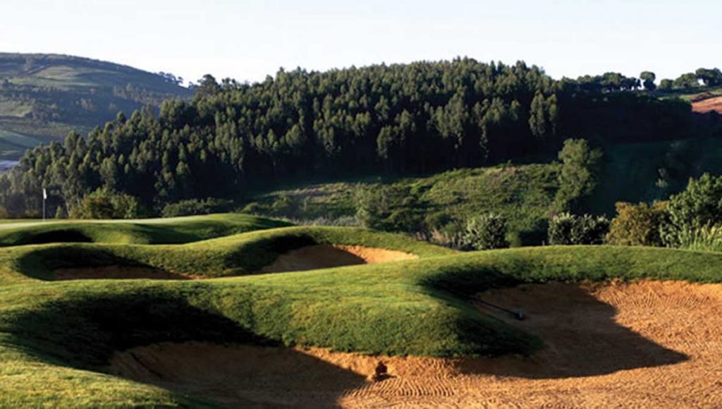 https://golftravelpeople.com/wp-content/uploads/2019/04/Campo-Real-Golf-Club-2-1024x580.jpg