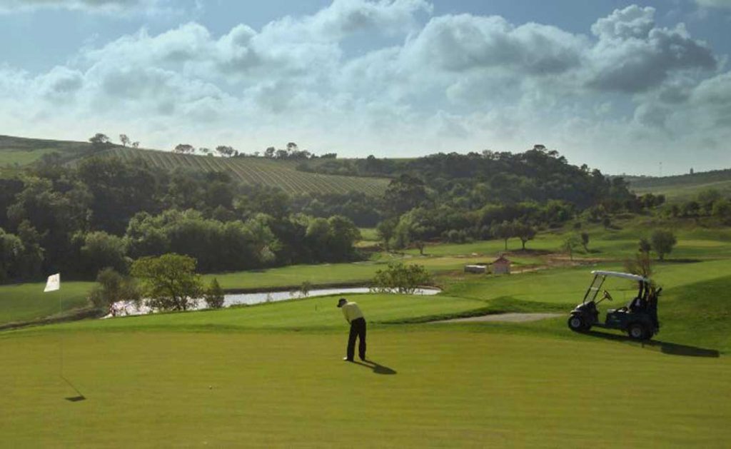 https://golftravelpeople.com/wp-content/uploads/2019/04/Campo-Real-Golf-Club-8-1024x629.jpg