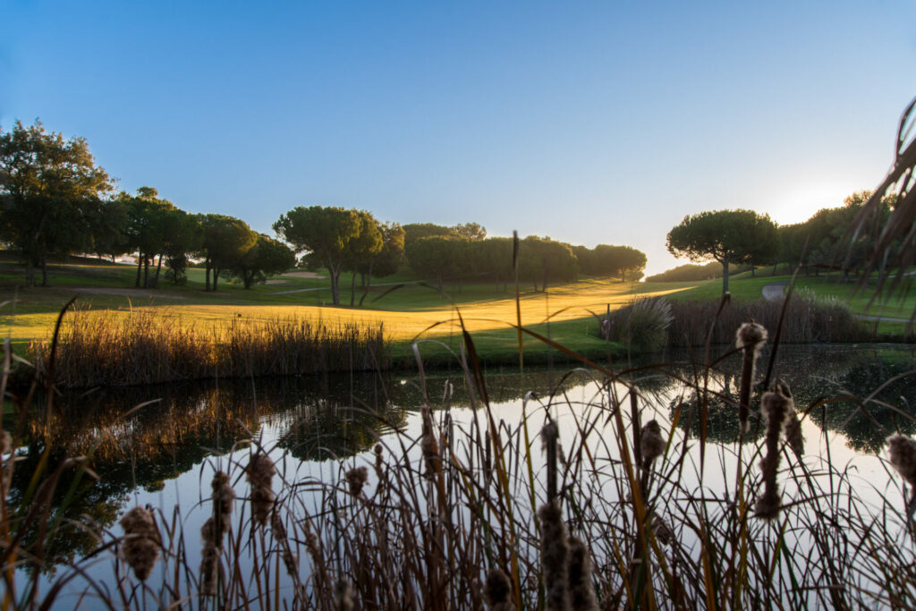 https://golftravelpeople.com/wp-content/uploads/2019/04/Castro-Marim-Golf-and-Country-Club-Eastern-Algarve-Portugal-10-1024x683.jpg