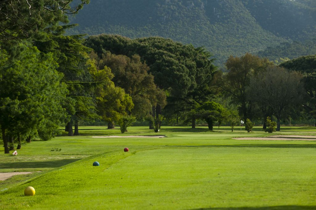 https://golftravelpeople.com/wp-content/uploads/2019/04/Club-de-Golf-Costa-Brava-9-1024x682.jpg
