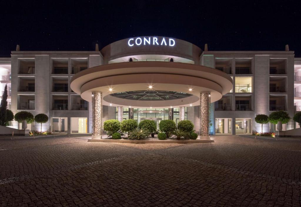 https://golftravelpeople.com/wp-content/uploads/2019/04/Conrad-Algarve-Hotel-11.jpg
