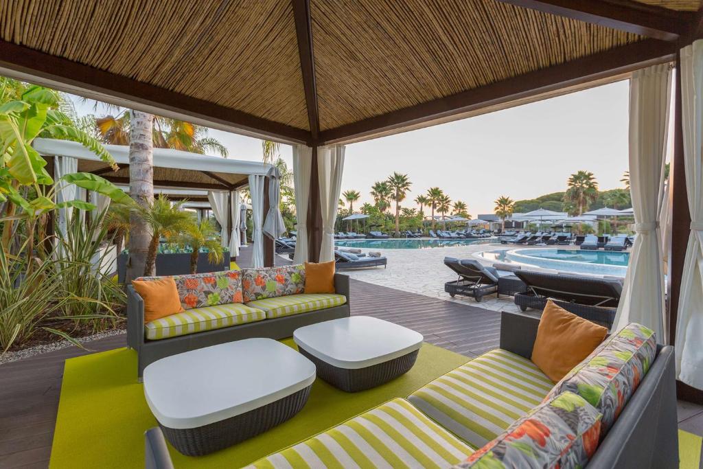 https://golftravelpeople.com/wp-content/uploads/2019/04/Conrad-Algarve-Hotel-Restaurants-and-Bars-5.jpg
