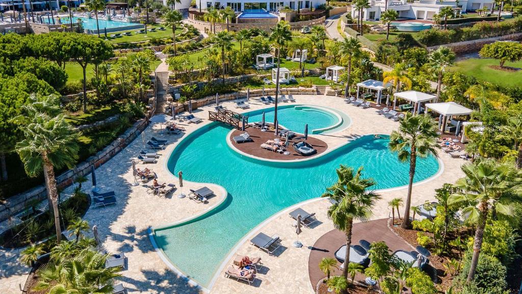 https://golftravelpeople.com/wp-content/uploads/2019/04/Conrad-Algarve-Hotel-Swimming-Pools-and-Leisure-Facilities-4.jpg
