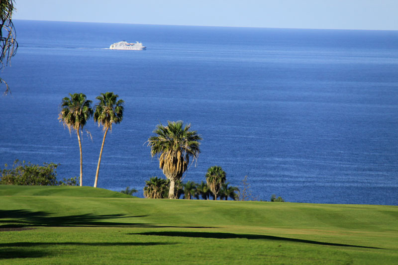 https://golftravelpeople.com/wp-content/uploads/2019/04/Costa-Adeje-Golf-Tenerife-4.jpg