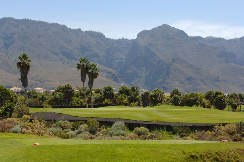 https://golftravelpeople.com/wp-content/uploads/2019/04/Costa-Adeje-Golf-Tenerife-6.jpg