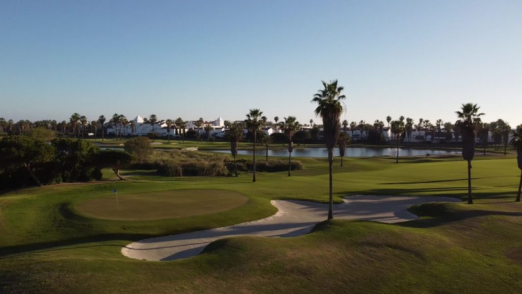 https://golftravelpeople.com/wp-content/uploads/2019/04/Costa-Ballena-Ocean-Golf-Club-Cadiz-Spain-8-1024x576.jpg