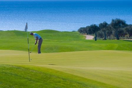 https://golftravelpeople.com/wp-content/uploads/2019/04/Costa-Navarino-Golf-The-Dunes-Course-11.jpg