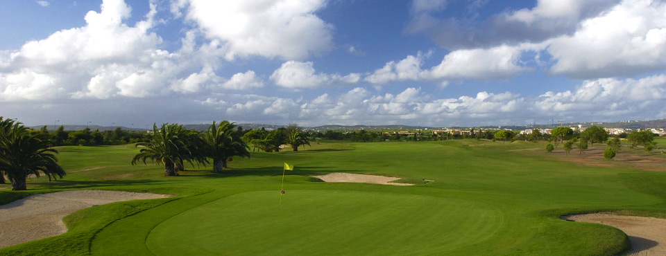 https://golftravelpeople.com/wp-content/uploads/2019/04/Dom-Pedro-Vilamoura-Laguna-Course-25.jpg