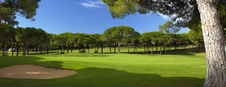 https://golftravelpeople.com/wp-content/uploads/2019/04/Dom-Pedro-Vilamoura-Old-Course-4.jpg