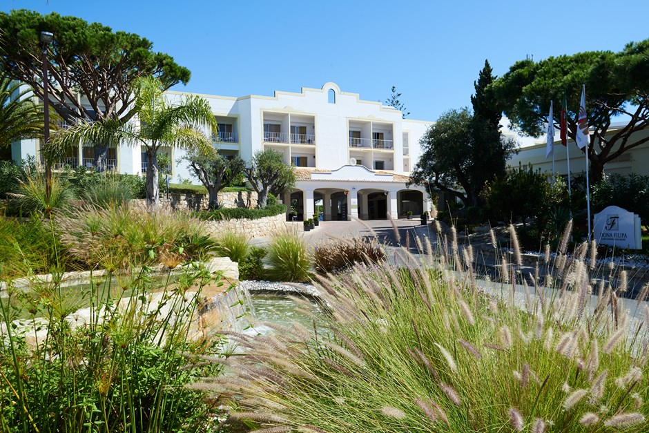 https://golftravelpeople.com/wp-content/uploads/2019/04/Dona-Filpa-Hotel-Vale-do-Lobo-Algarve-1.jpg