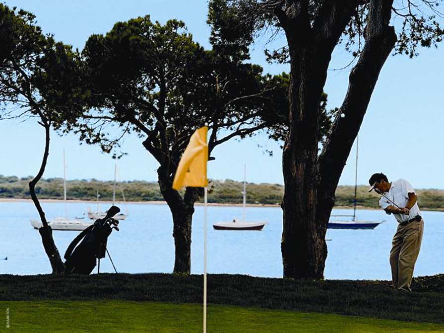 https://golftravelpeople.com/wp-content/uploads/2019/04/El-Rompido-Golf-Club-South-Course-13.jpg