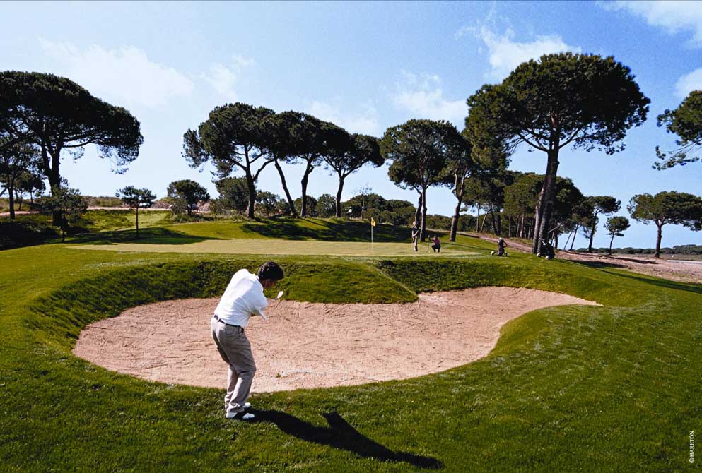 https://golftravelpeople.com/wp-content/uploads/2019/04/El-Rompido-Golf-Club-South-Course-14.jpg
