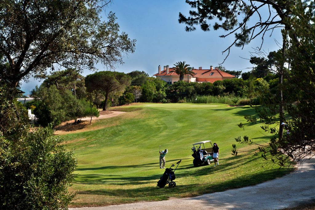 https://golftravelpeople.com/wp-content/uploads/2019/04/Estoril-Golf-Club-Lisbon-5-1024x682.jpg