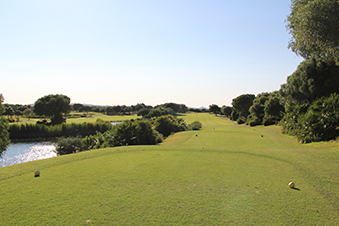 https://golftravelpeople.com/wp-content/uploads/2019/04/Fairplay-Golf-Course-at-Fairplay-Golf-Spa-Resort-3.jpg