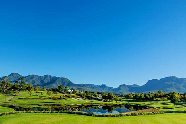 https://golftravelpeople.com/wp-content/uploads/2019/04/Fancourt-Hotel-George-Best-of-South-Africa-5.jpg
