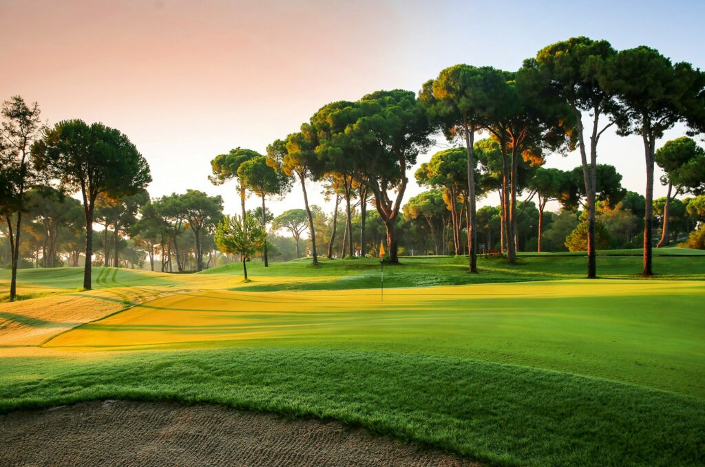 https://golftravelpeople.com/wp-content/uploads/2019/04/Gloria-Golf-Club-New-Course-Belek-Turkey-19-1024x679.jpg