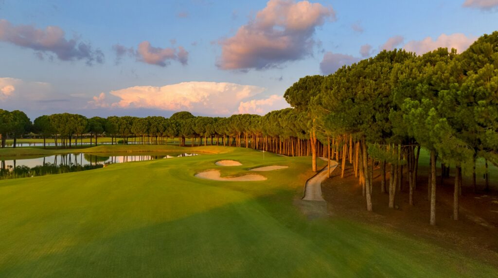 https://golftravelpeople.com/wp-content/uploads/2019/04/Gloria-Golf-Club-New-Course-Belek-Turkey-24-1024x573.jpg