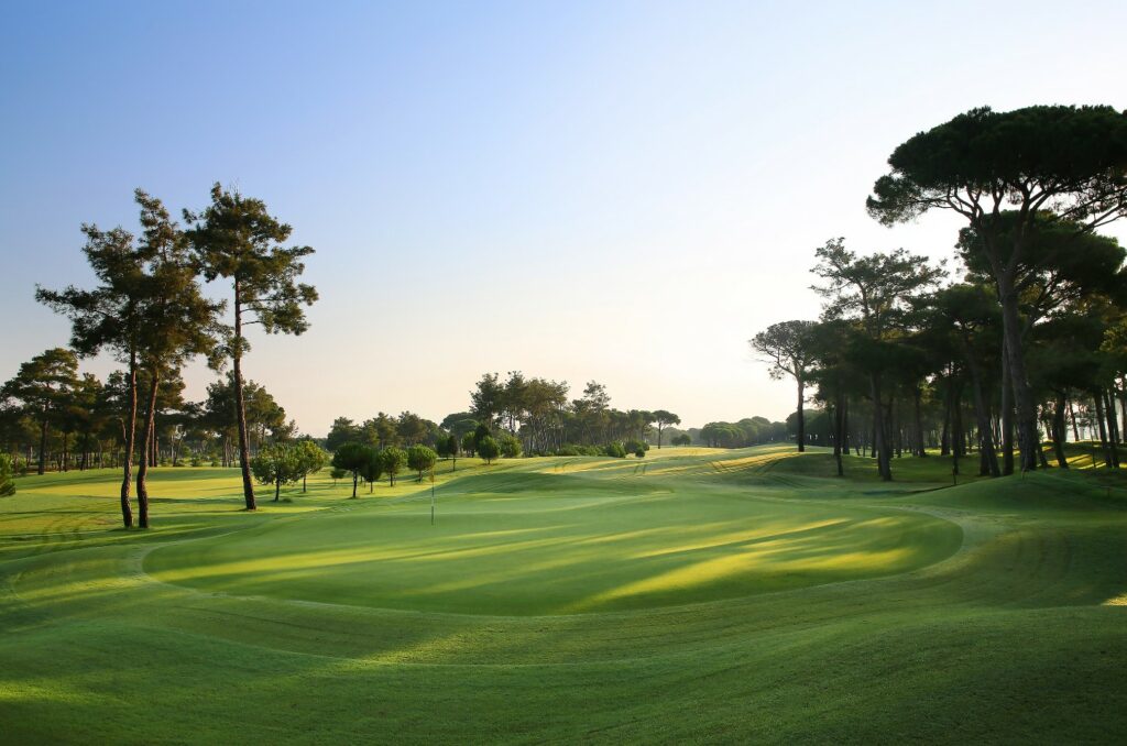 https://golftravelpeople.com/wp-content/uploads/2019/04/Gloria-Golf-Club-New-Course-Belek-Turkey-6-1024x678.jpg