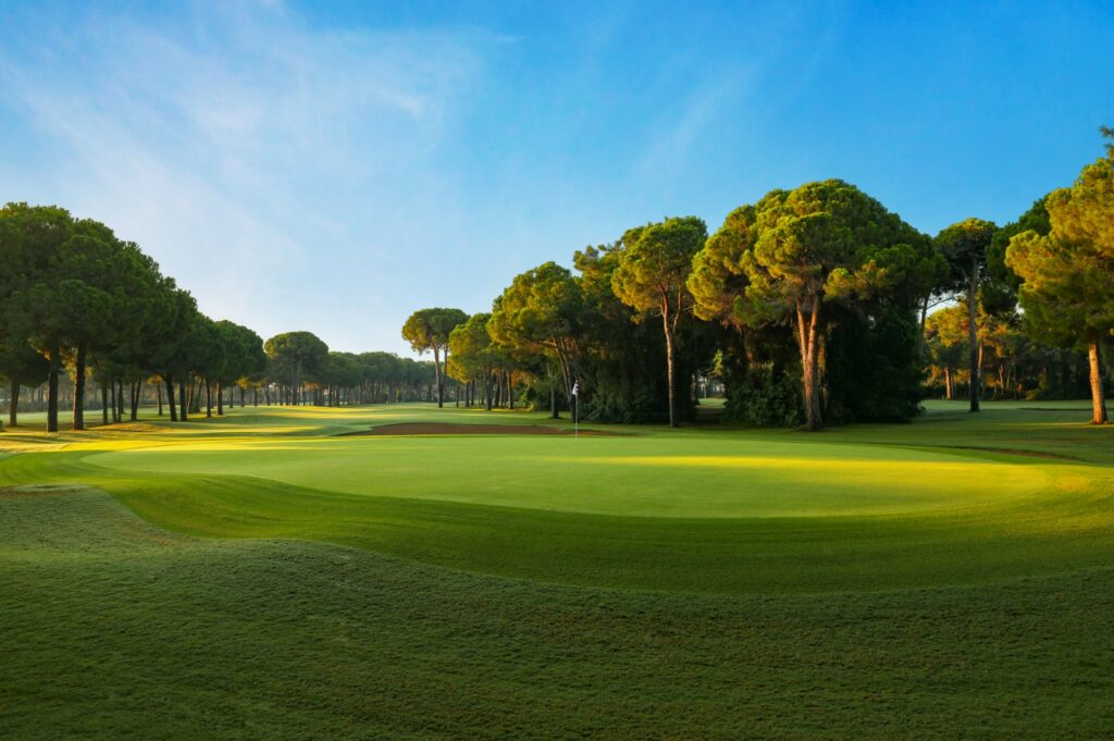 https://golftravelpeople.com/wp-content/uploads/2019/04/Gloria-Golf-Club-Old-Course-Belek-Turkey-6-1024x681.jpg