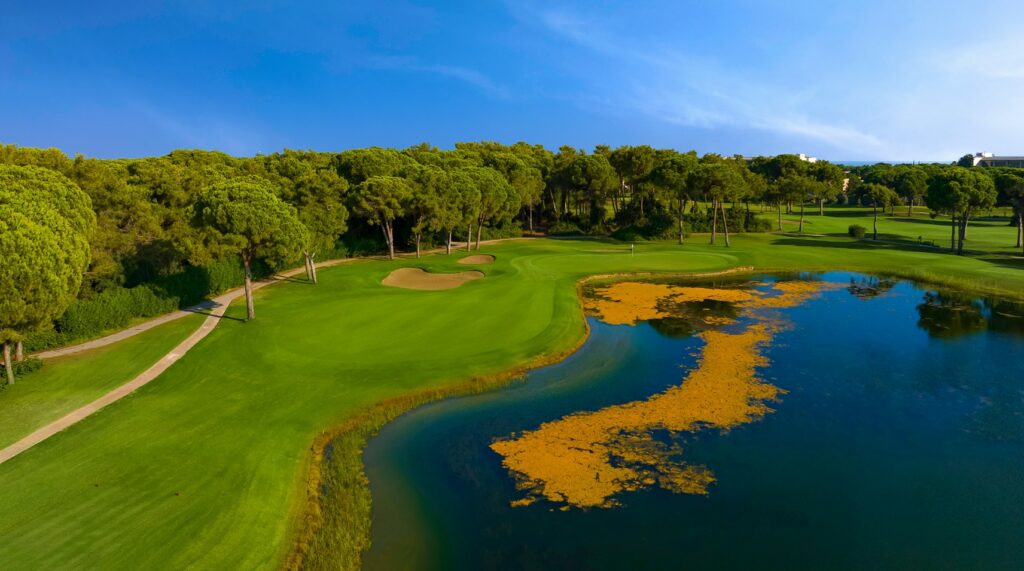 https://golftravelpeople.com/wp-content/uploads/2019/04/Gloria-Golf-Club-Old-Course-Belek-Turkey-8-1024x571.jpg