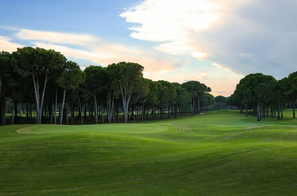 https://golftravelpeople.com/wp-content/uploads/2019/04/Gloria-Golf-Club-Verde-Select-Course-Belek-Turkey-19-1024x679.jpg