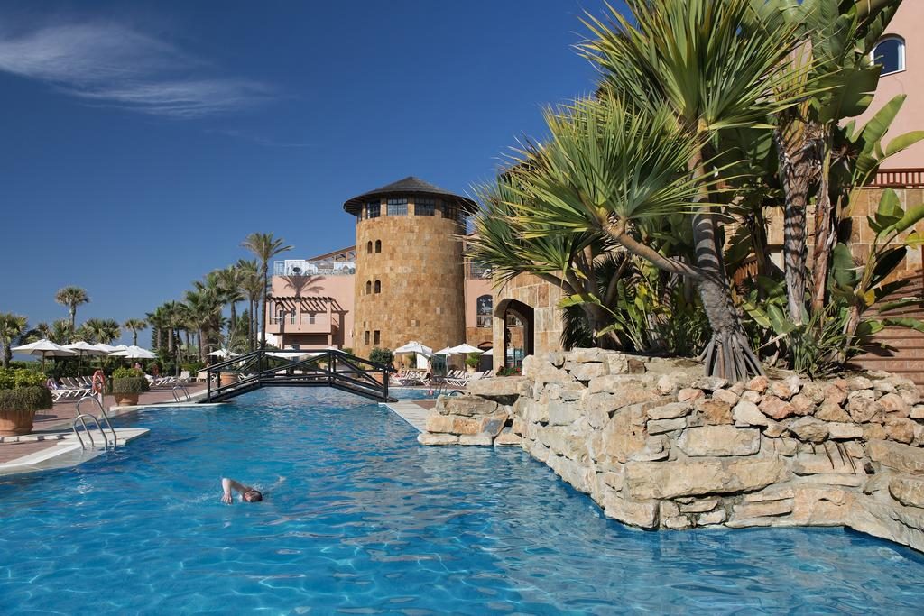 https://golftravelpeople.com/wp-content/uploads/2019/04/Gran-Hotel-Elba-Estepona-Swimming-Pools-and-Spa-7-1024x683.jpg