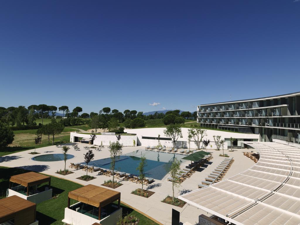 https://golftravelpeople.com/wp-content/uploads/2019/04/Hotel-Camiral-at-PGA-Catalunya-Resort-Swimming-Pools-2.jpg
