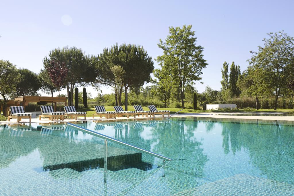 https://golftravelpeople.com/wp-content/uploads/2019/04/Hotel-Camiral-at-PGA-Catalunya-Resort-Swimming-Pools-3.jpg