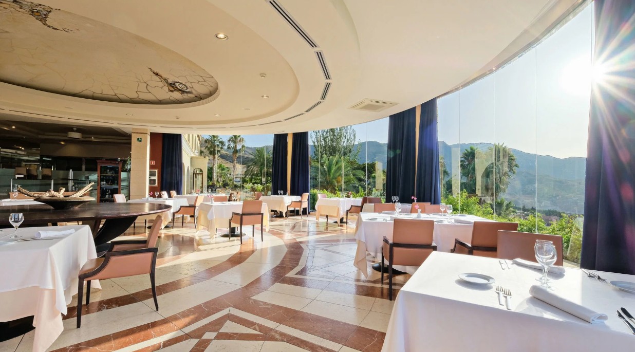 Hotel Envía Almería Spa & Golf Resort 5*