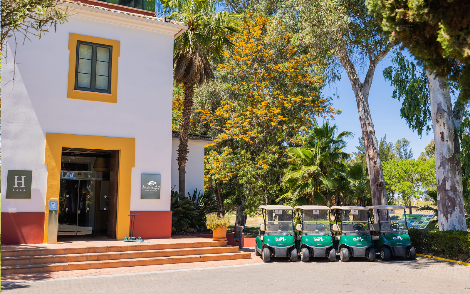 Isla Canela Golf Hotel and Apartments 4*