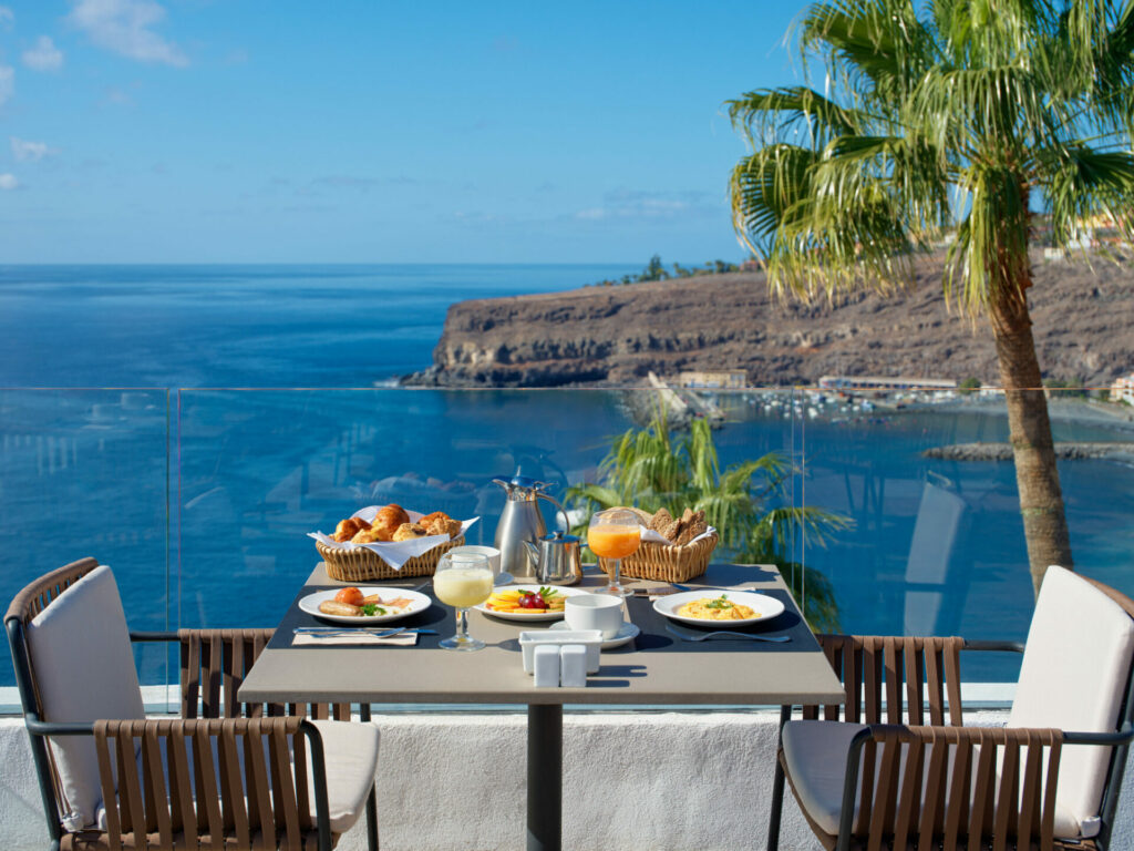 https://golftravelpeople.com/wp-content/uploads/2019/04/Hotel-Jardin-Tecina-bars-and-restaurants-la-Gomera-Canary-Islands-Spain-8-1024x768.jpg