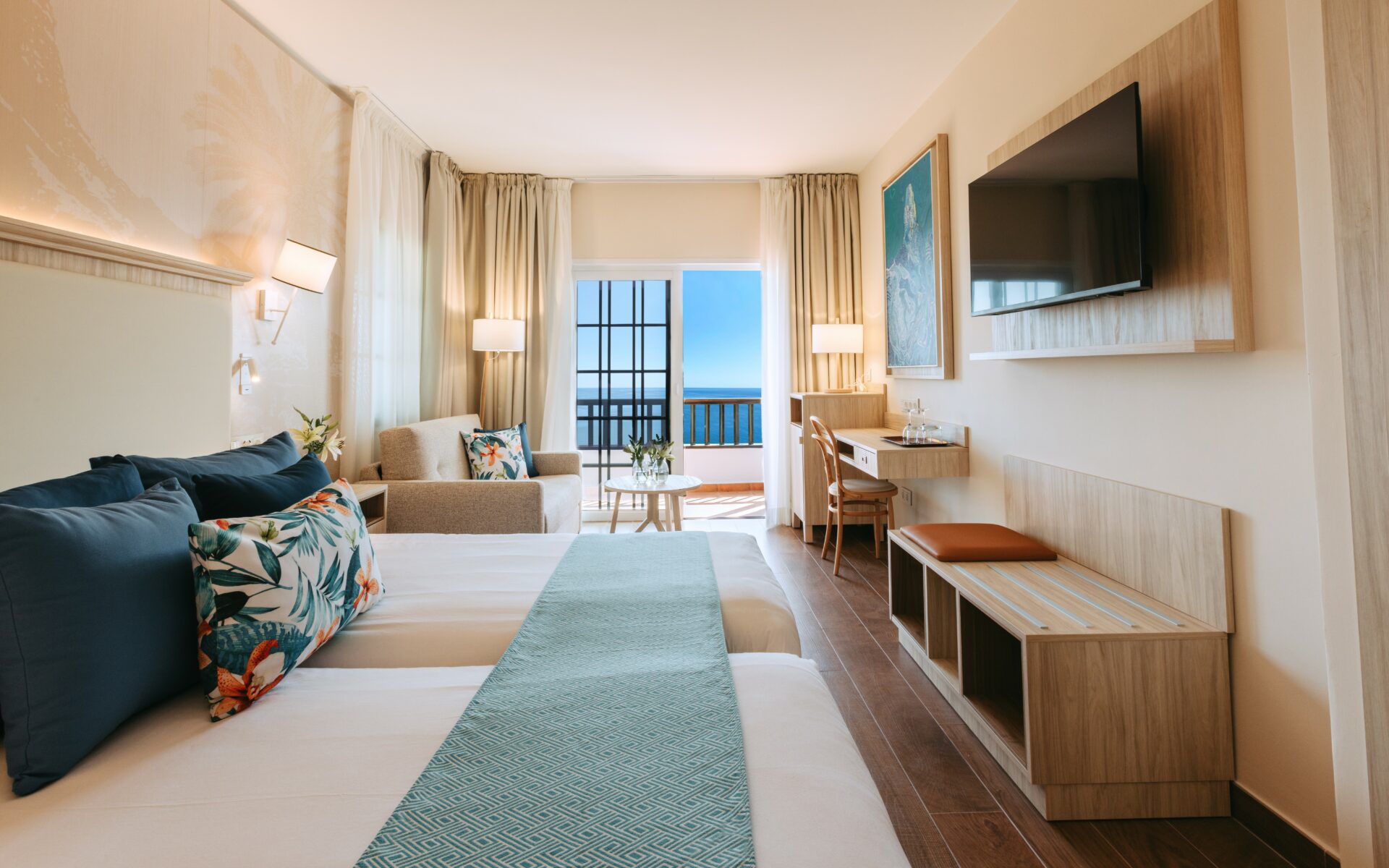 Hotel Jardin <em>Tecina</em>” /></div>
        <div class=