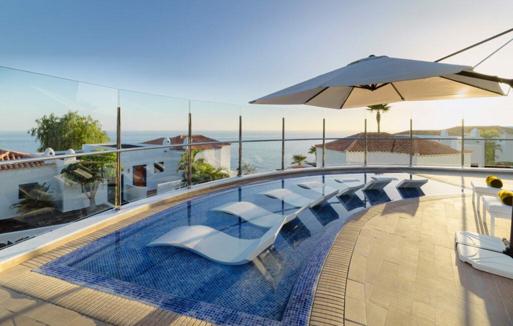 https://golftravelpeople.com/wp-content/uploads/2019/04/Hotel-Jardin-Tecina-swimming-pools-leisure-facilities-la-Gomera-Canary-Islands-Spain-9-1024x651.jpg