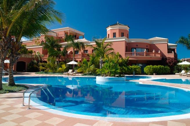 https://golftravelpeople.com/wp-content/uploads/2019/04/Hotel-Las-Madrigueras-Spa-and-Golf-Resort-Tenerife-7.jpg